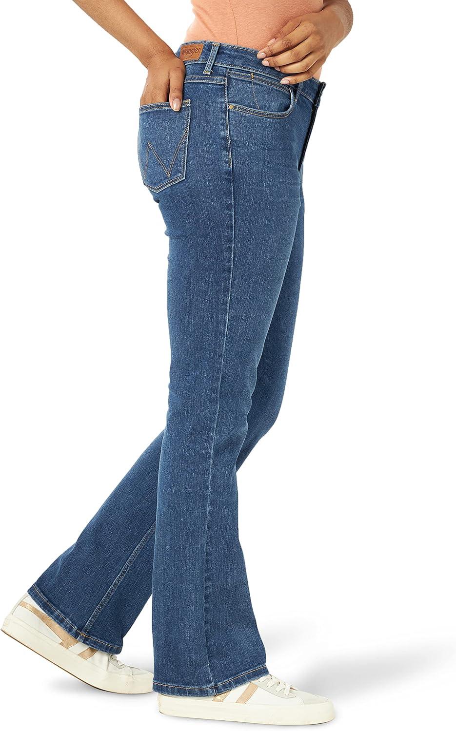 imageWrangler Womens High Rise Bold Boot JeanHudson