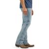 imageWrangler Mens Retro Slim Fit Boot Cut JeanBearcreek