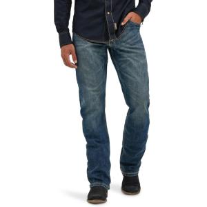 imageWrangler Mens Retro Slim Fit Boot Cut JeanLayton