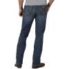 imageWrangler Mens Retro Slim Fit Straight Leg JeanCelina