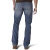 imageWrangler Mens Retro Slim Fit Straight Leg JeanLight Blue