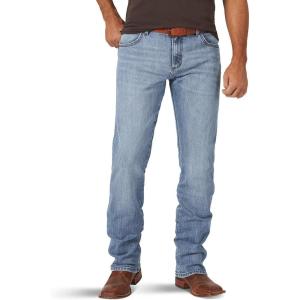 imageWrangler Mens Retro Slim Fit Straight Leg JeanPlacid Blue